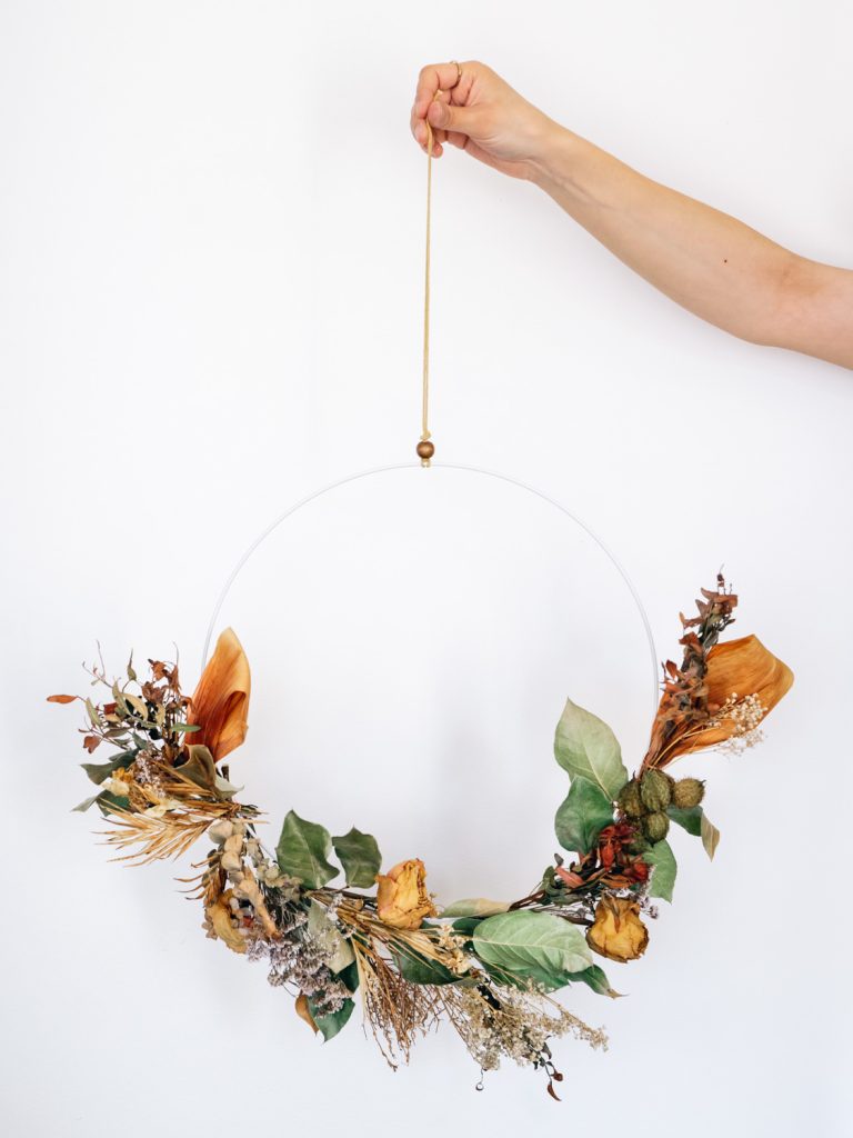 DIY Blumenkranz aus getrockneten Blumensträußen selber machen